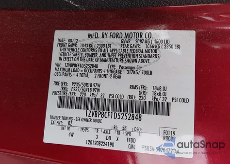 2013 Ford Mustang Gt Premium z USA, uszkodzony, nr VIN 1ZVBP8CF1D5252848